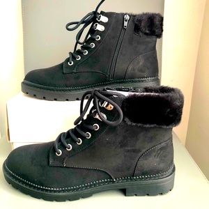 New LC Lauren Conrad Black Faux Fur Ankle Boots Size 10